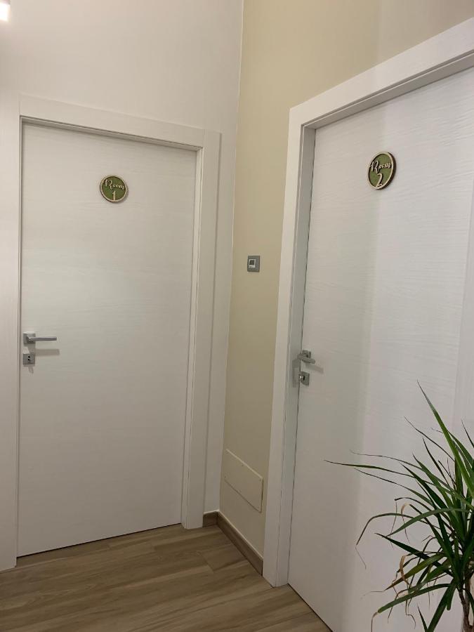 B&B Piano Romano -Con Parcheggio Privato Gratuito- 포자 외부 사진