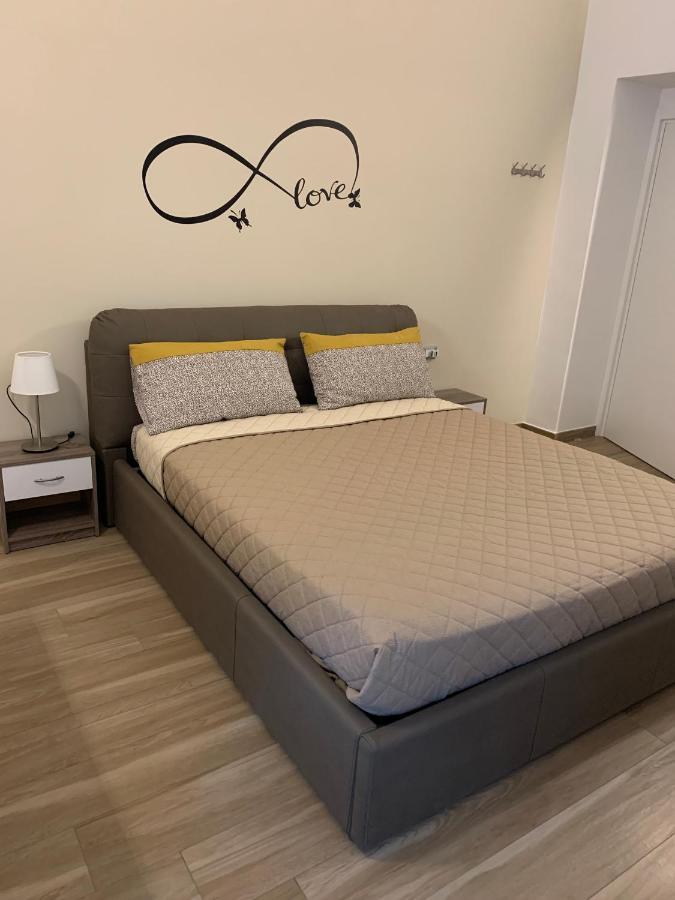 B&B Piano Romano -Con Parcheggio Privato Gratuito- 포자 외부 사진