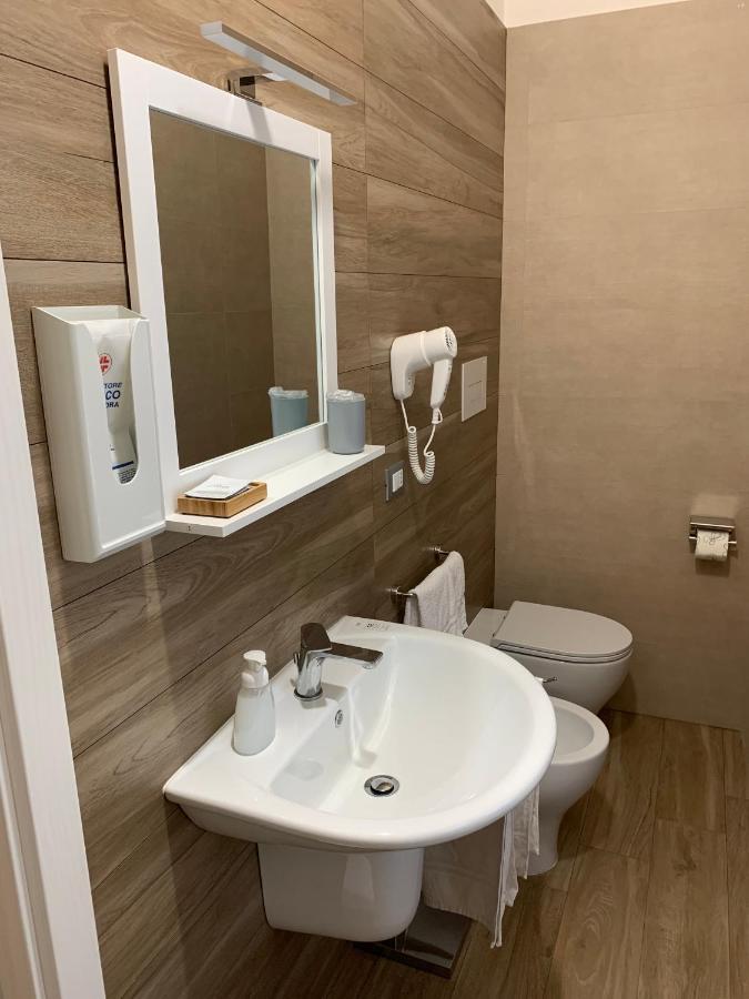 B&B Piano Romano -Con Parcheggio Privato Gratuito- 포자 외부 사진